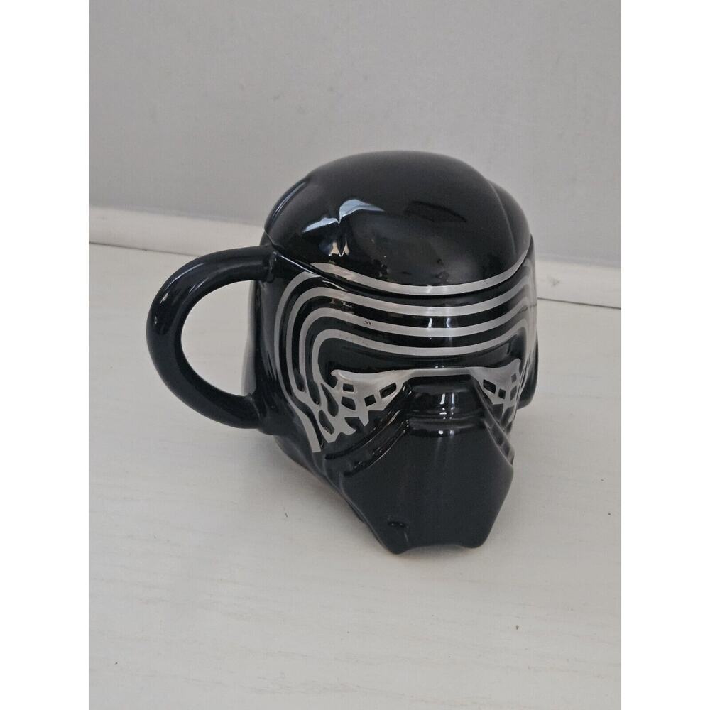 Star Wars Collectible Lucas Film Ceramic Mug 18oz Coffee Cup Kylo Ren With Lid